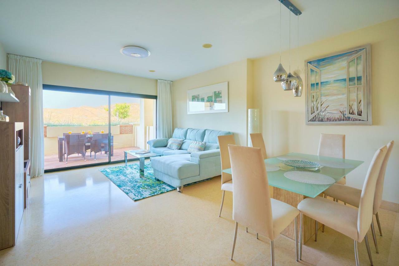 Ferienwohnung Capanes Del Golf Benahavís Exterior foto